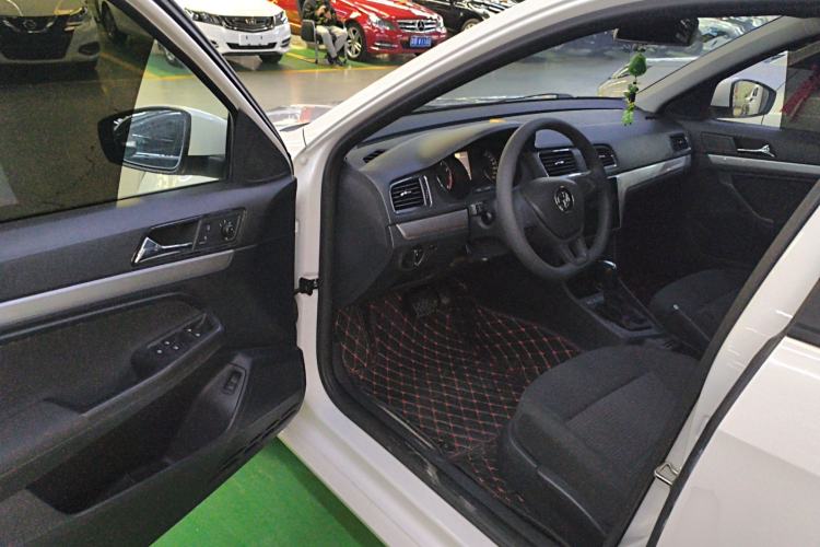 Used Volkswagen Lavida 2018 Classic 1.5L Automatic Fashion Edition China VI Standard