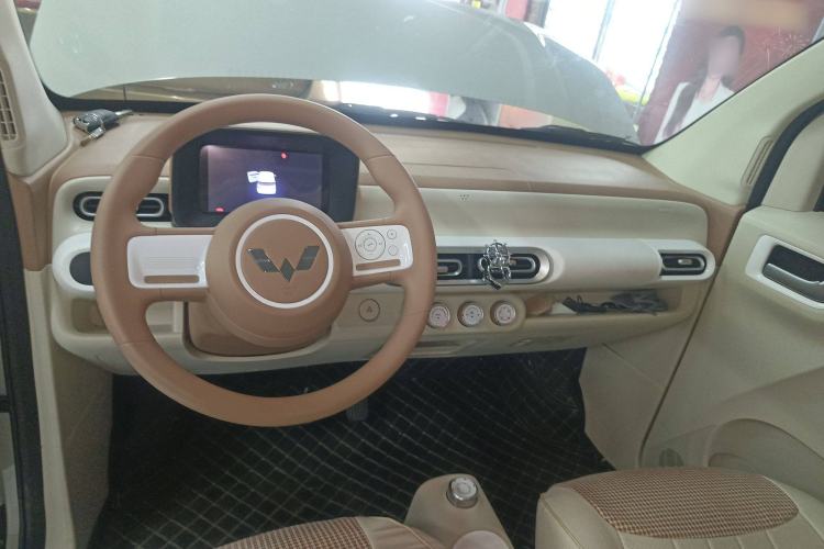 Used Wuling Hongguang MINIEV 2024 3rd Generation 215km Youth Edition