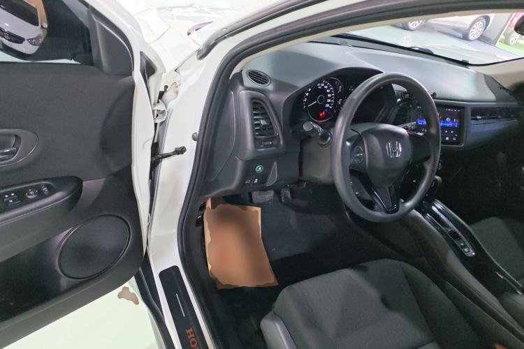 Used Honda Vezel 2017 1.5L CVT 2WD Comfort Model Driver Seat