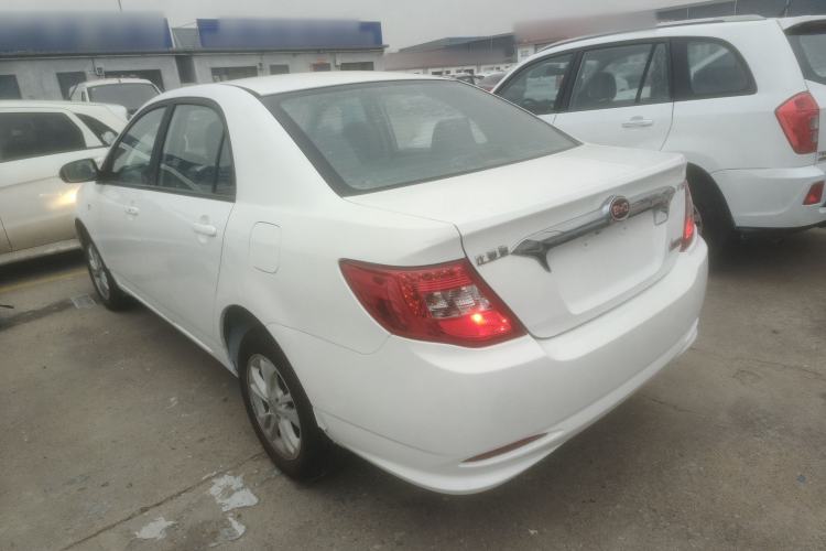 Used BYD F3 2015 Energy-Saving Edition 1.5L Automatic Luxury Model

