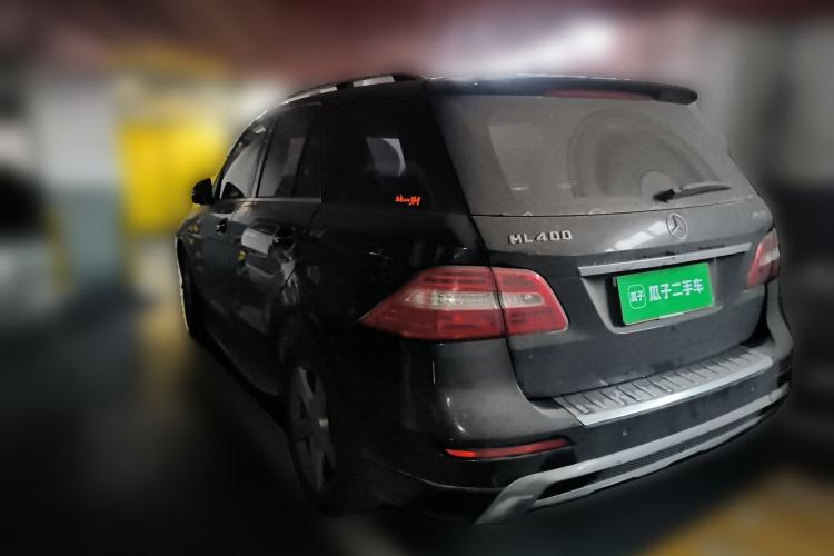 Used Mercedes-Benz M-Class 2015 ML 400 4MATIC Dynamic Model Rear Left 45 Deg