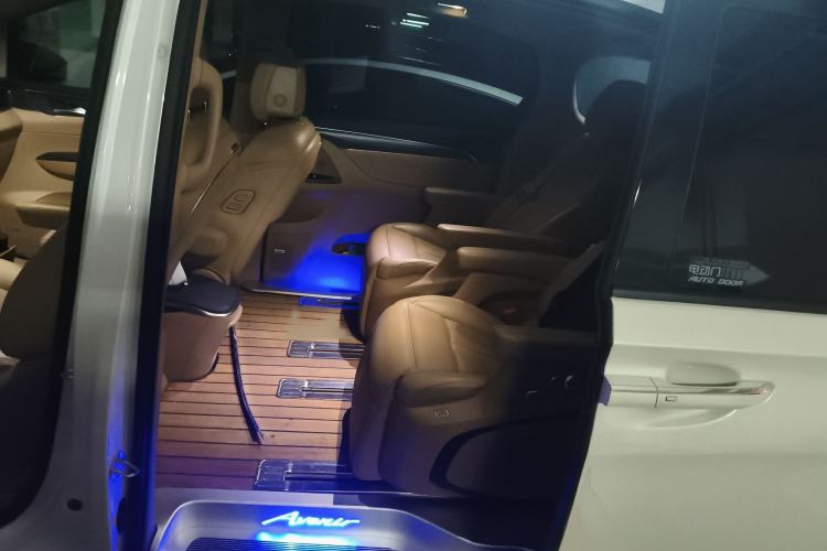 Used Buick GL8 2021 ES Landtrek 653T Luxury Model Interior 4