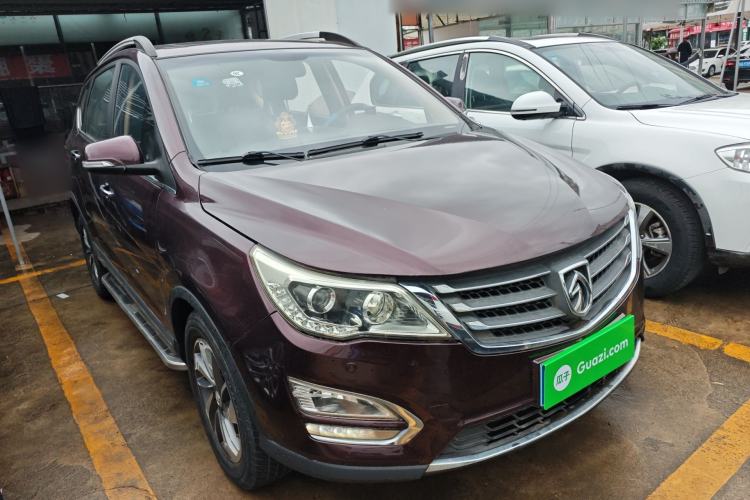 Used Baojun 560 2016 1.8L Manual Luxury Edition Front Right 45 Deg