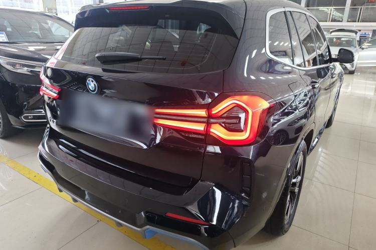 Used BMW iX3 2022 Leading Model
