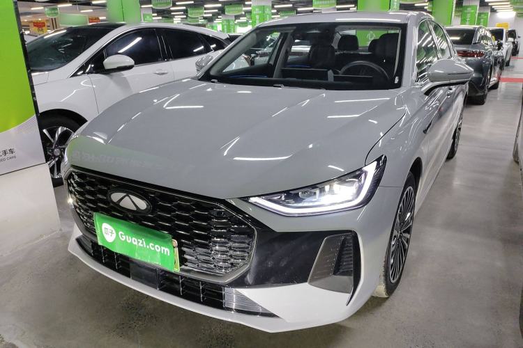 Used Chery Fengyun A8L 2025 1.5 TGDI 145 km Luxury Version