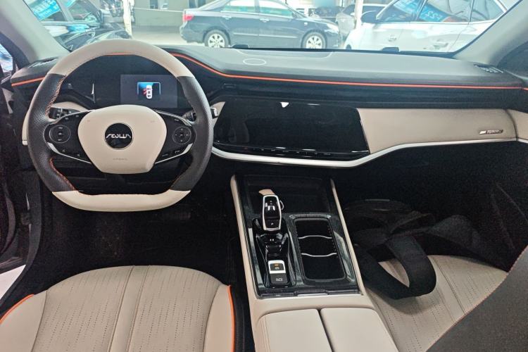 Used Dongfeng Aeolus Yixuan MAX 2023 1.5T Super Cool Trendy Dad Edition Center Console