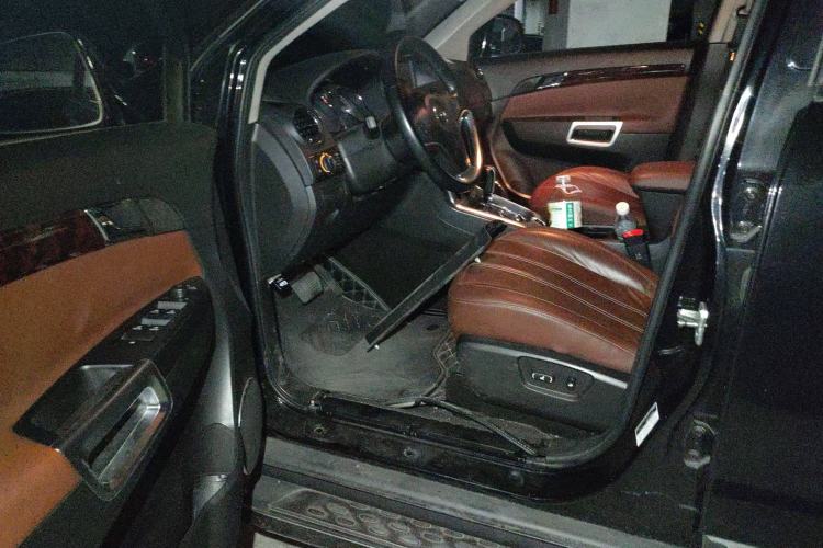 Used Opel Antara 2012 2.4L Two-Wheel-Drive Comfort Edition
