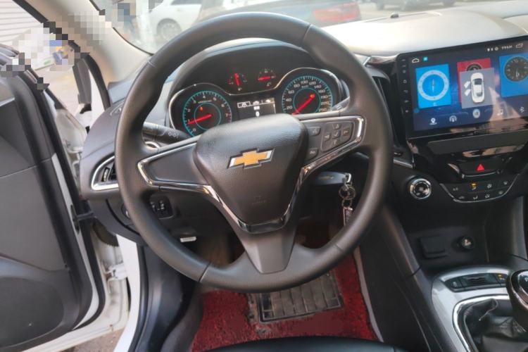 Used Chevrolet Cruze 2015 1.5L Manual Elite Edition Steering Wheel