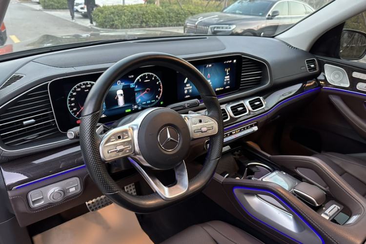 Used Mercedes-Benz GLS 2023 Second Facelift GLS 450 4MATIC Stylish Version
