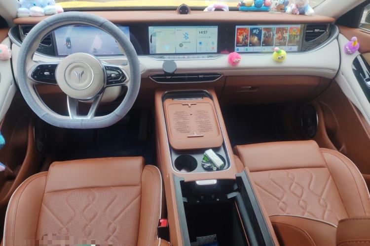 Used VOYAH FREE 2024 Ultra-Long Range Intelligent Driving Version Center Console