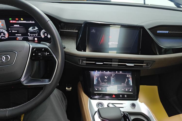 Used Audi Q6 2024 45 TFSI quattro Qiyun Edition Yulin Package 6 seats Center Console