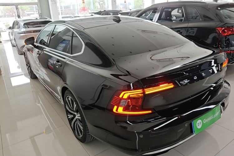 Used Volvo S90 2024 B5 Zhiyuan Luxury Edition