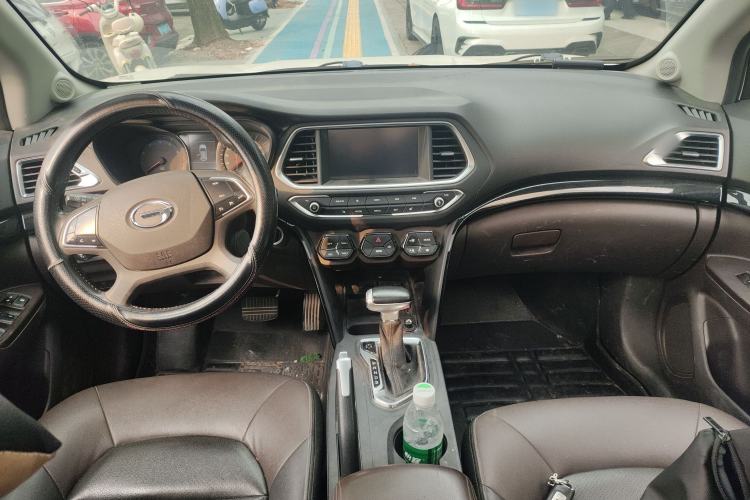 Used GAC Trumpchi GS4 2015 200T G-DCT Luxury Edition Center Console