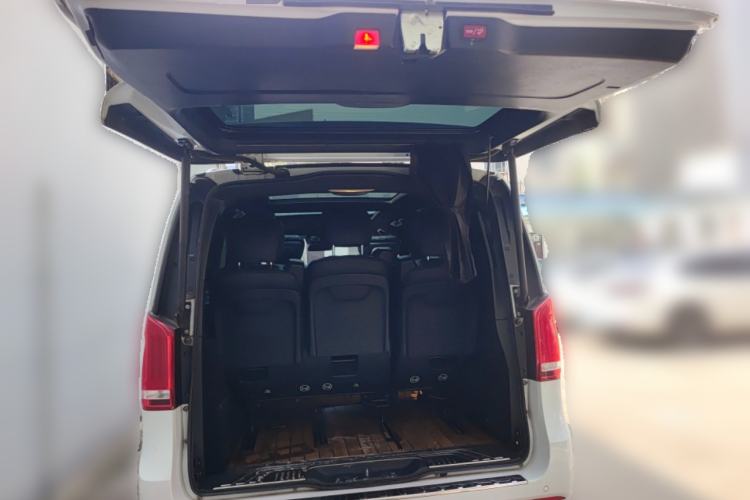 Used Mercedes-Benz V-Class 2018 V 260 AMG Sport Edition China V Emission Standard