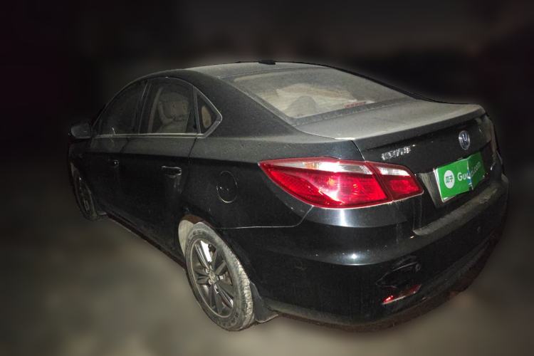 Used CHANGAN Eado 2015 1.6L Manual Luxury Model China IV Standard
