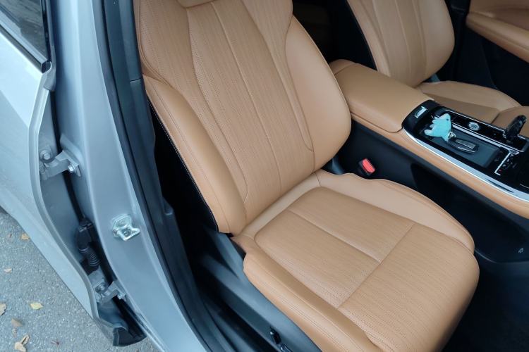 Used Geely Auto FX11 2025 4th Generation 1.5TD DCT Jinxiu Right Front Seat