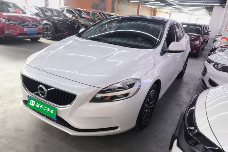 Used Volvo V40 2019 T3 Zhiyi Edition