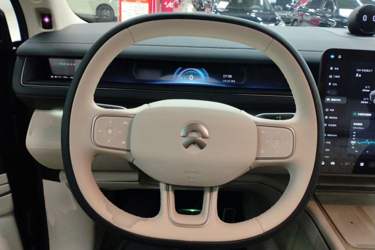 Used Nio ES8 2026 Model 6-seat Executive Signature Edition Steering Wheel