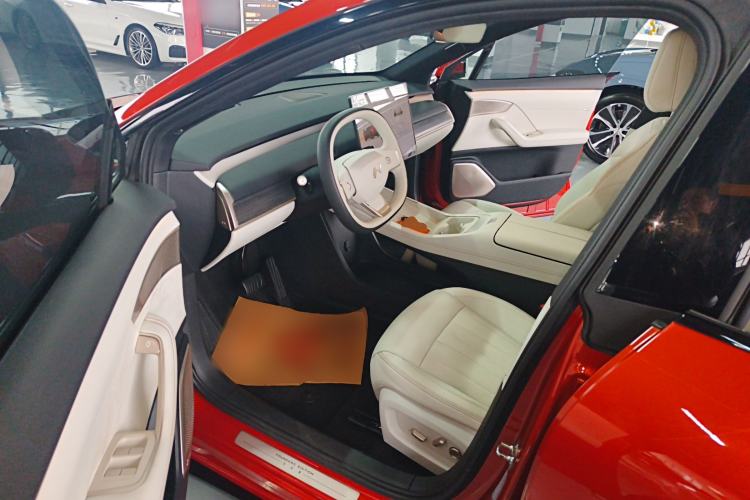 Used ONVO L60 2024 60 kWh Rear-Drive Version