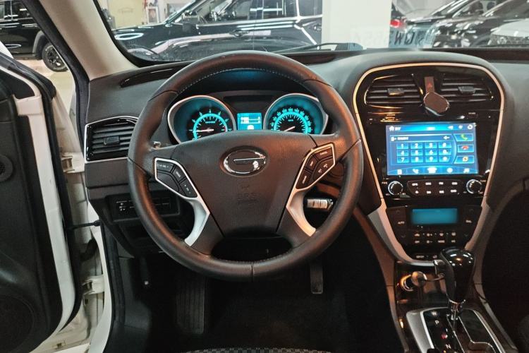 Used GAC Trumpchi GS5 Super 2015 2.0L Automatic Two-Wheel Drive Comfort Edition
