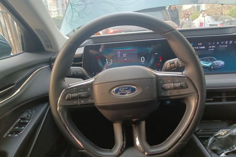 Used Ford Mondeo 2023 EcoBoost 180 Luxury Model
