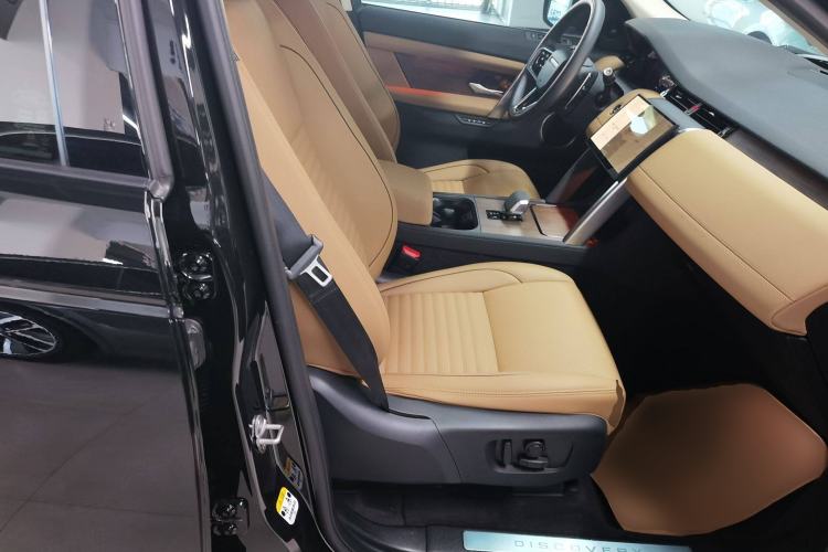 Used Land Rover Discovery Sport New Energy 2023 1.5T P300e Plug-in Hybrid Electric Version Right Front Seat