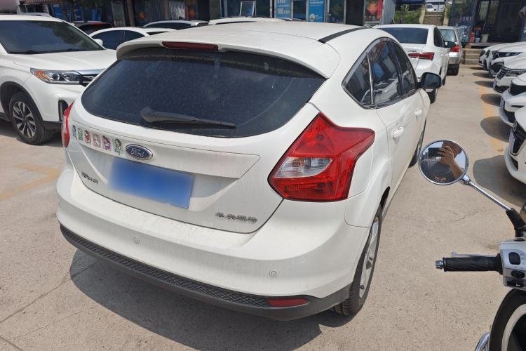 Used Ford Focus 2012 Hatchback 1.6L Manual Fashion Edition
