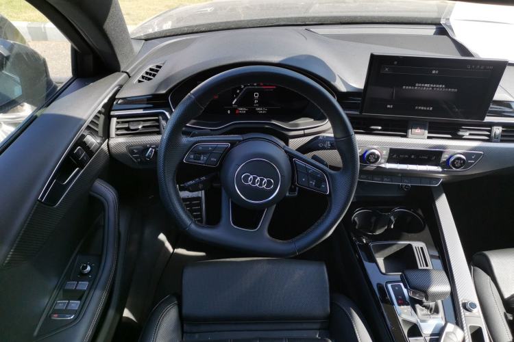 Used Audi A4L 2024 40 TFSI quattro RS Performance Package Steering Wheel