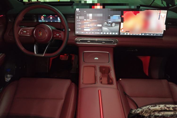 Used Hongqi HS6 PHEV 2026 240 Smart Hybrid Version Center Console