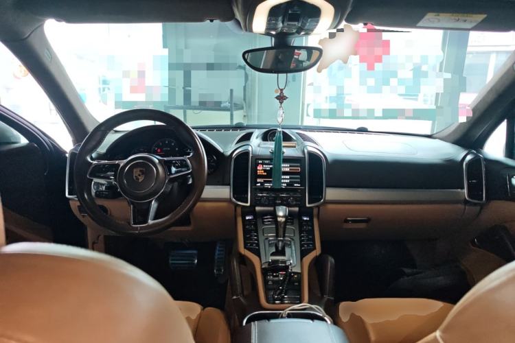 Used Porsche Cayenne 2015 Cayenne GTS 3.6T Center Console