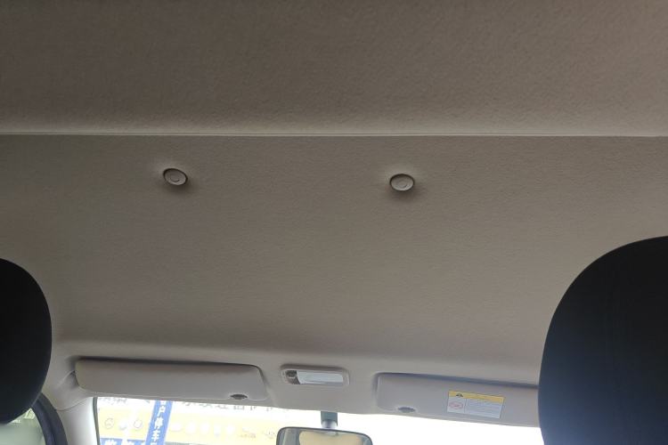 Used FORTHING Lingzhi 2023 M5L 1.6L Comfort Edition 7-Seater Headliner