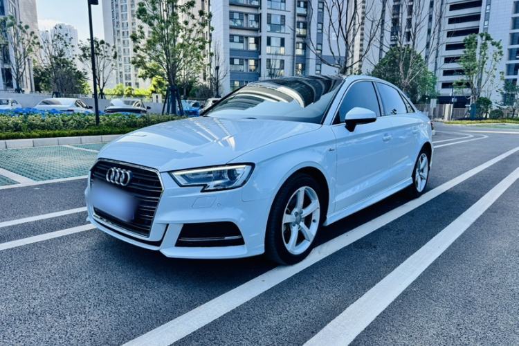 Used Audi A3 2017 Limousine 35 TFSI Fashion Model