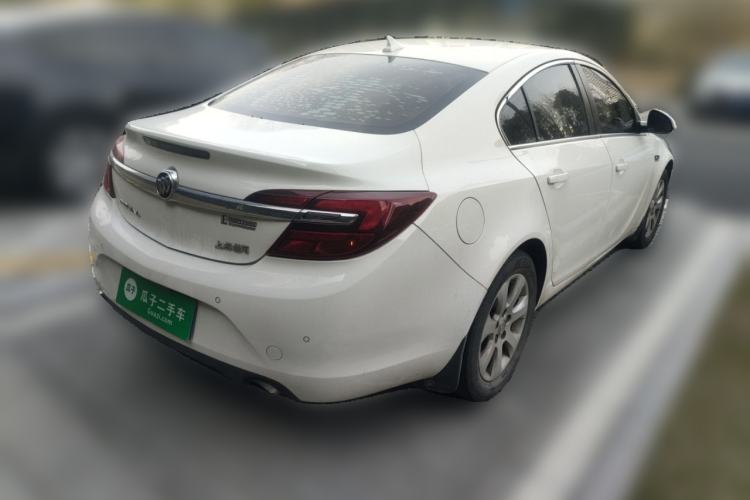 Used Buick Regal 2014 2.0L Leading Fashion Edition Rear Right 45 Deg