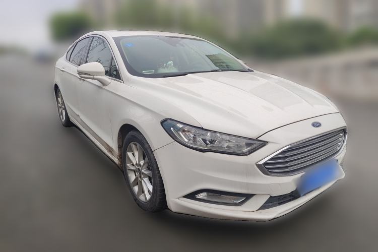 Used Ford Mondeo 2017 EcoBoost 200 Stylish Model Front Right 45 Deg