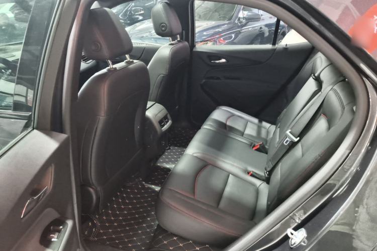 Used Chevrolet Equinox 2021 550T RS Four-Wheel Drive Intelligent Guardian Edition Left Rear Seat