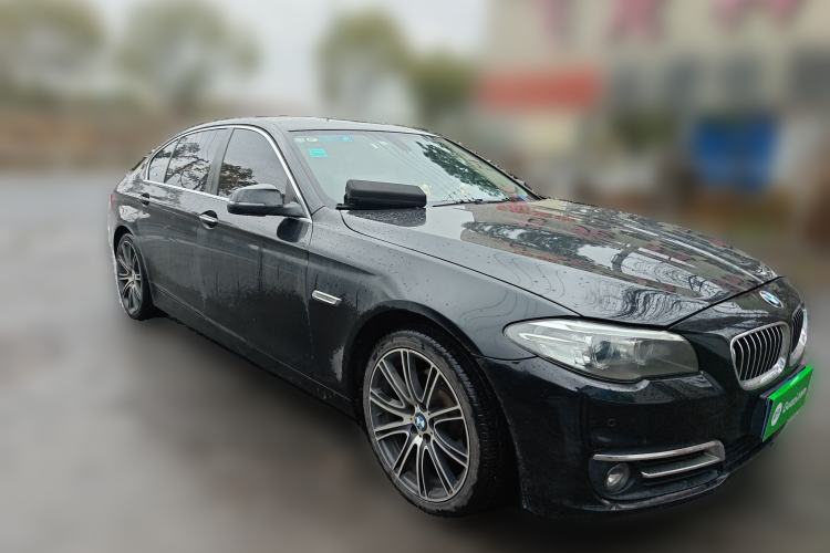 Used BMW 5 Series 2014 520Li Elegant Model
