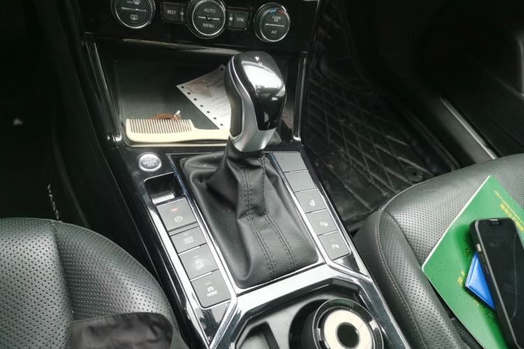 Used Volkswagen Passat 2019 330TSI Luxury Edition China V Standard