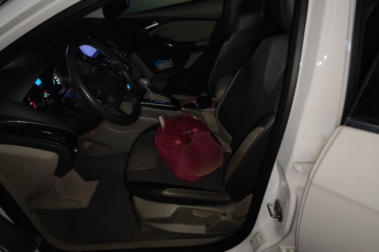 Used Ford Focus 2012 Hatchback 1.6L Automatic Fashion Edition
