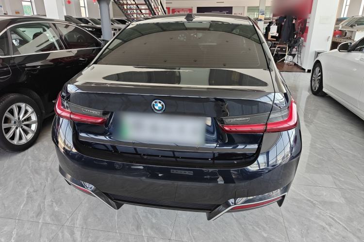 Used BMW i3 2025 eDrive 35 L
