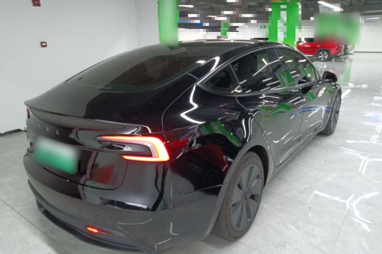 Used Tesla Model 3 2023 Rear-Wheel-Drive Version
