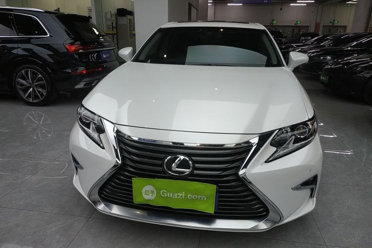 Used Lexus ES 2015 200 Elite Edition Front