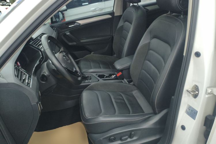 Used Volkswagen Tiguan L 2021 330TSI Automatic Two-Wheel Drive Smart Edition Left Front Seat