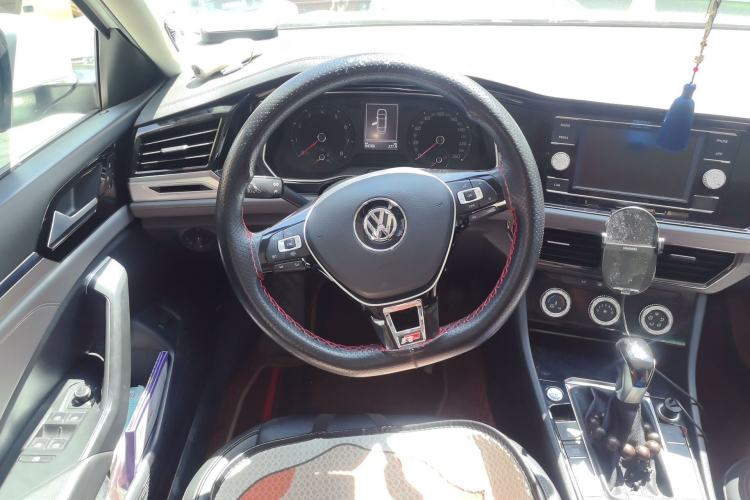 Used Volkswagen Sagitar 2019 280TSI DSG Comfort Version China VI Standard Steering Wheel