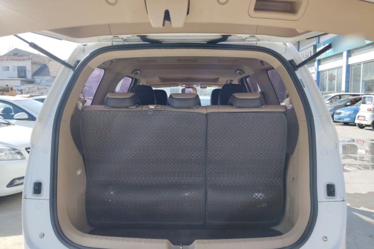 Used Baojun 730 2017 1.8L iAMT Prestige Version 7 Seats