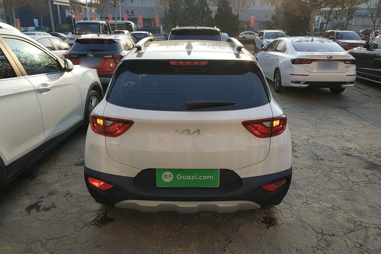 Used Kia kx1 Stonic 2021 1.4L CVT Sunroof Model
