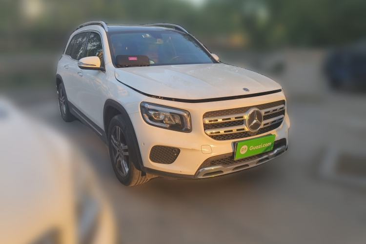 Used Mercedes-Benz GLB 2021 GLB 200 Dynamic Edition Front Right 45 Deg