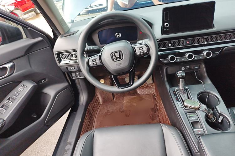 Used Honda Civic 2022 240TURBO CVT Dynamic Edition Steering Wheel