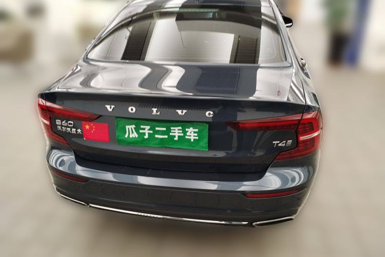Used Volvo S60 2020 T4 Zhiyi Luxury Edition

