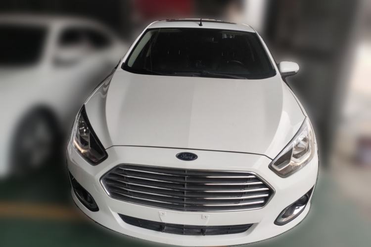 Used Ford Escort 2015 1.5L Automatic Fashion Model Front