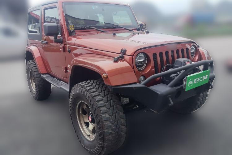 Used Jeep Wrangler 2013 3.6L Sahara two-door model
